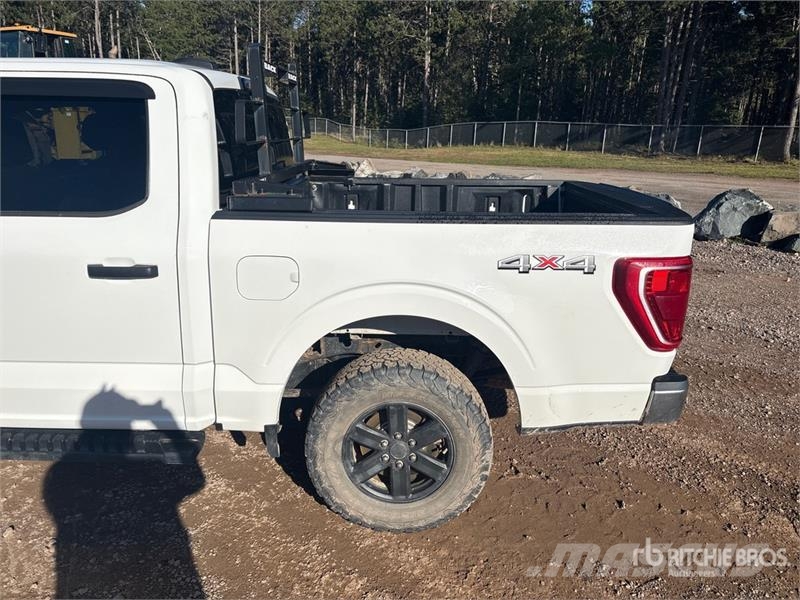 Ford F150 XLT 4x4 Crew Cab Pickup Прочие фургоны