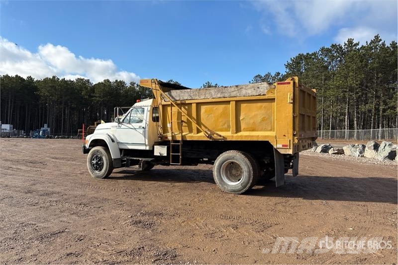 Ford F800 4x2 Snow Plow Truck Pojazdy komunalne