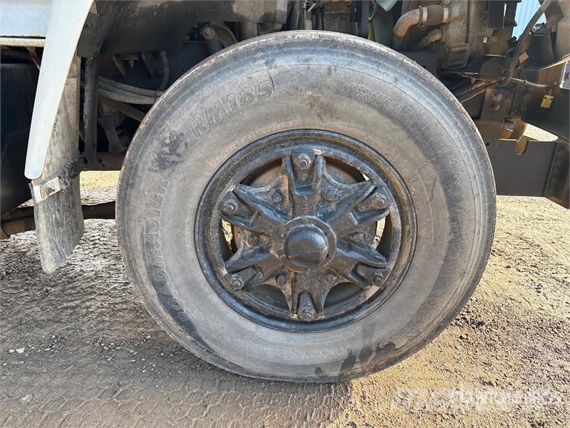 Ford F800 4x2 Snow Plow Truck Pojazdy komunalne