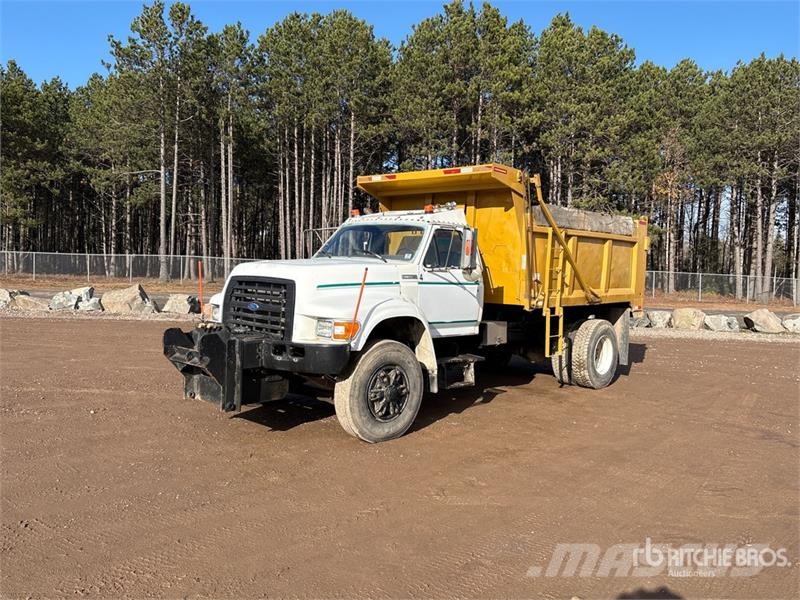 Ford F800 4x2 Snow Plow Truck Pojazdy komunalne