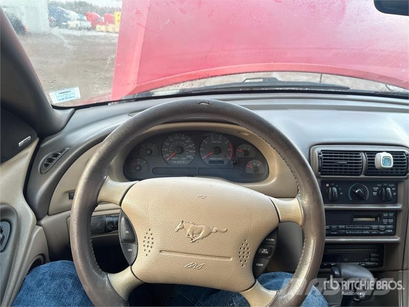 Ford Mustang Convertible Personbiler