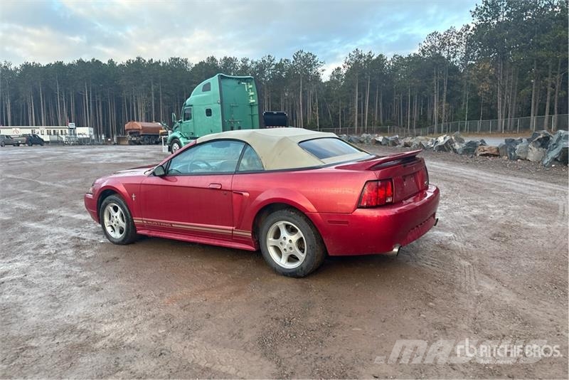 Ford Mustang Convertible Personbiler