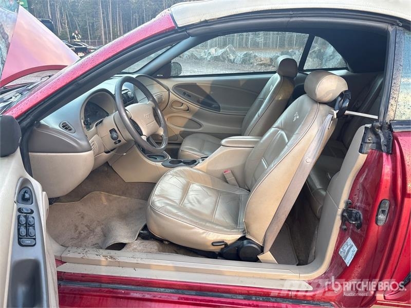 Ford Mustang Convertible Personbiler