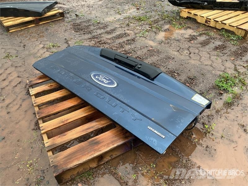Ford Tailgate معدات النقل - غير ذلك