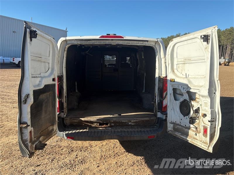 Ford Transit 150 Cargo Van Panel vanlar