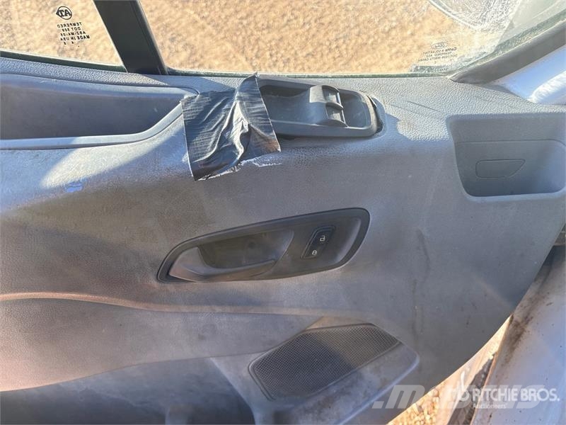 Ford Transit 150 Cargo Van Panel vanlar
