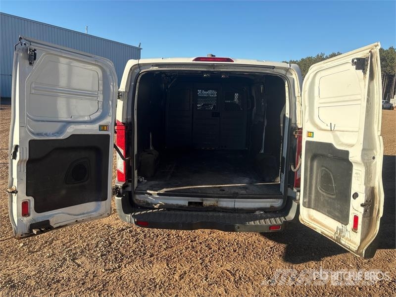 Ford Transit 150 Cargo Van Panel vanlar