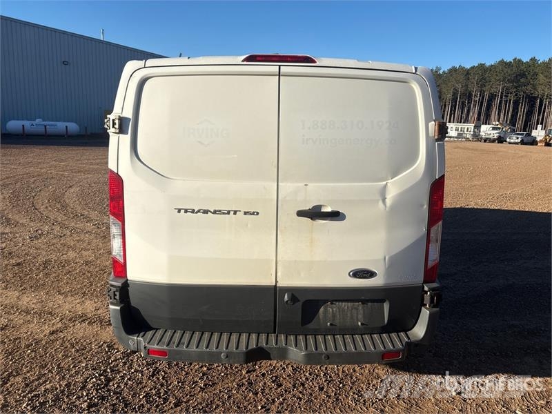 Ford Transit 150 Cargo Van Panel vanlar