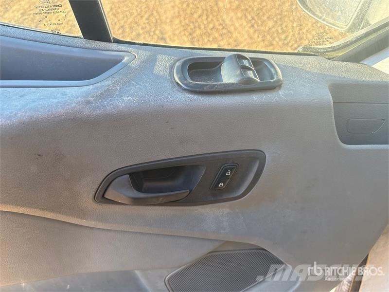 Ford Transit 150 Cargo Van Panel vanlar