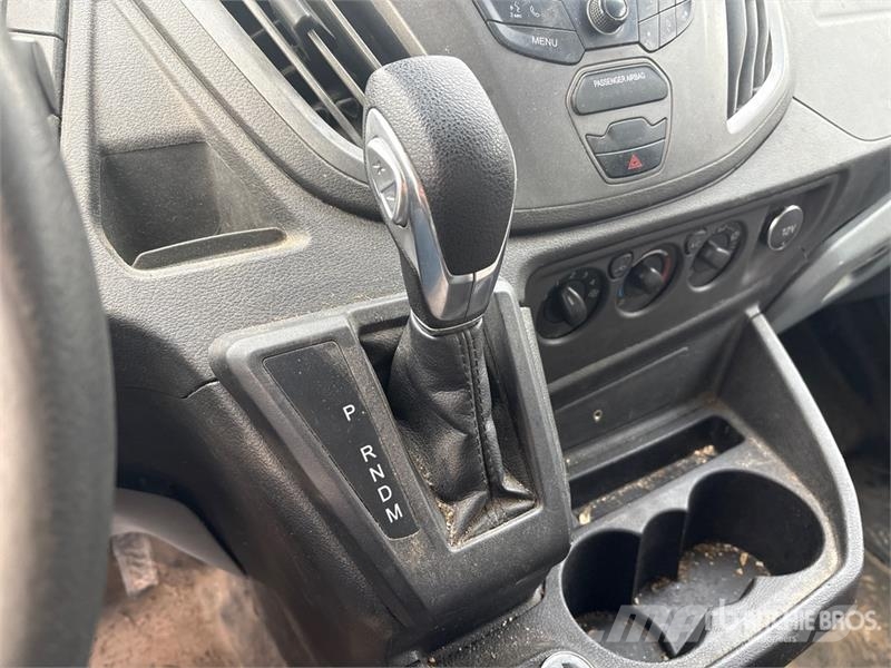 Ford Transit 250 Cargo Van Dodávky