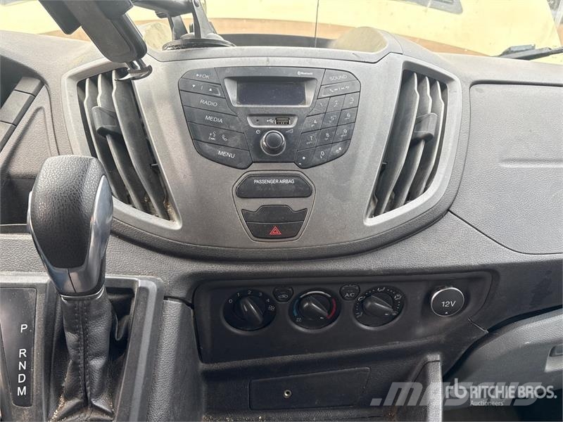 Ford Transit 250 Cargo Van Dodávky