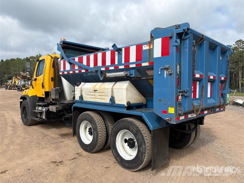 Freightliner 108SD 6x4 Spreader Truck Forsvar/Miljø