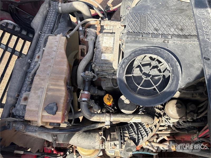 Freightliner Cascadia 125 6x4 T/A Sleeper Truck Tractor Trekkers