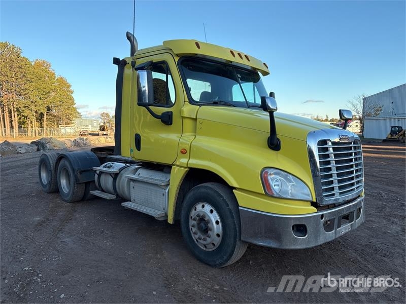 Freightliner Cascadia 125 Седельные тягачи