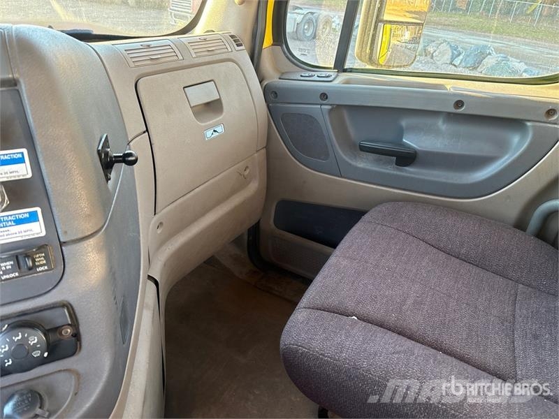 Freightliner Cascadia 125 Седельные тягачи