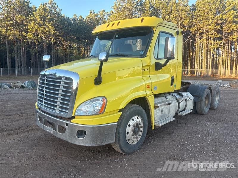 Freightliner Cascadia 125 Седельные тягачи