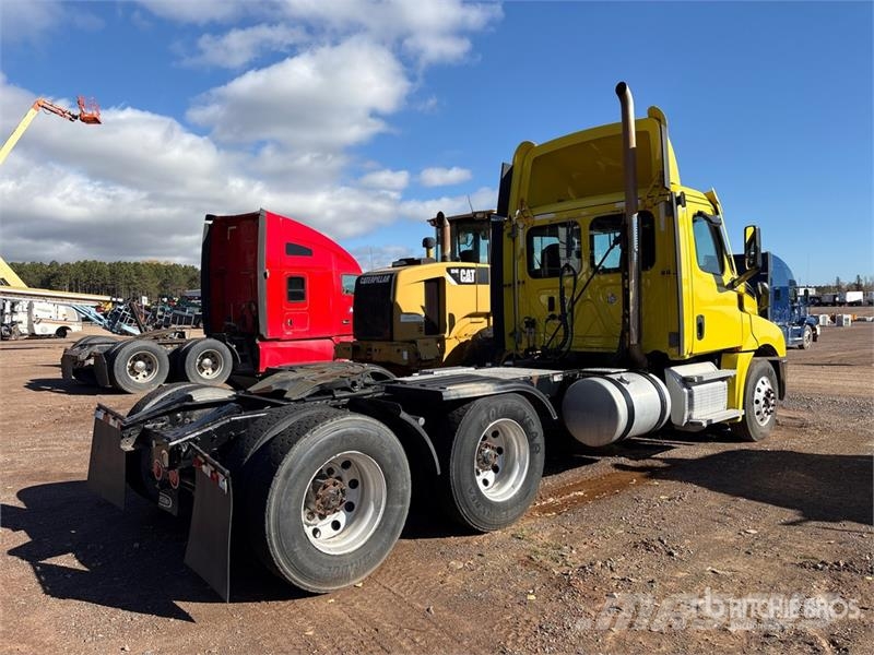 Freightliner Cascadia 126 Sattelzugmaschinen