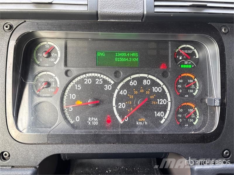 Freightliner Cascadia 125 6x4 T/A Sleeper Truck Tractor Sattelzugmaschinen