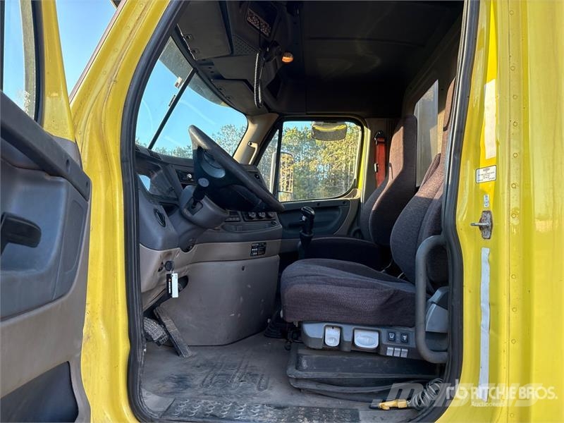Freightliner Cascadia 125 Седельные тягачи