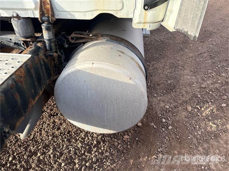 Freightliner Cascadia 125 6x4 T/A Sleeper Truck Tractor Sattelzugmaschinen