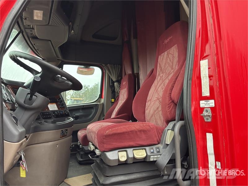 Freightliner Cascadia 125 Trekkers