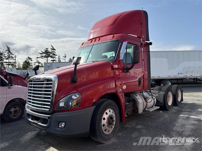 Freightliner Cascadia 125 Sadulveokid