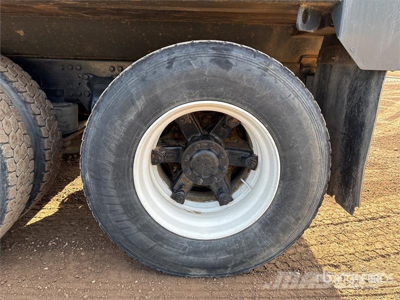 Freightliner FL 112 Kiper kamioni