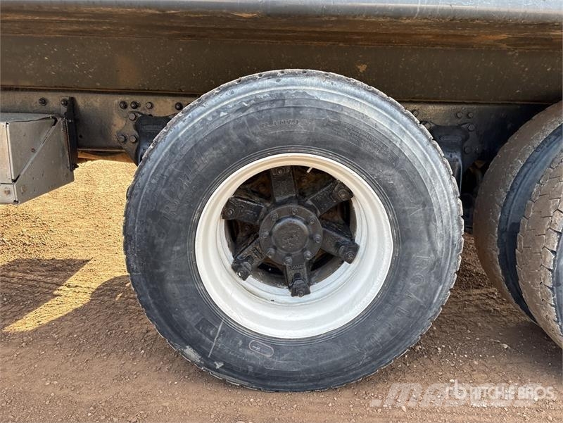 Freightliner FL 112 Kiper kamioni