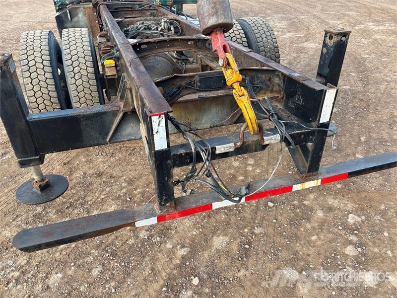 Freightliner lb Straight Boom on Freightliner M2 106 4x2 Boom Kamioni sa kranom