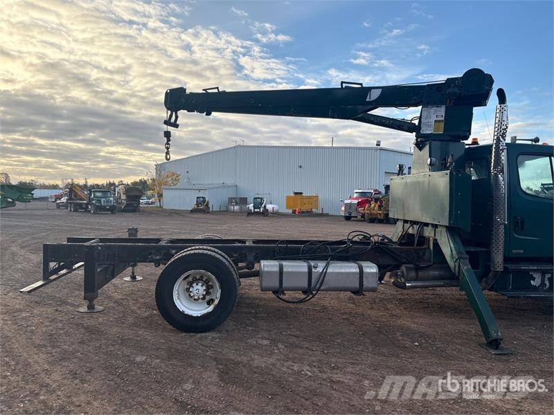 Freightliner lb Straight Boom on Freightliner M2 106 4x2 Boom Kamioni sa kranom