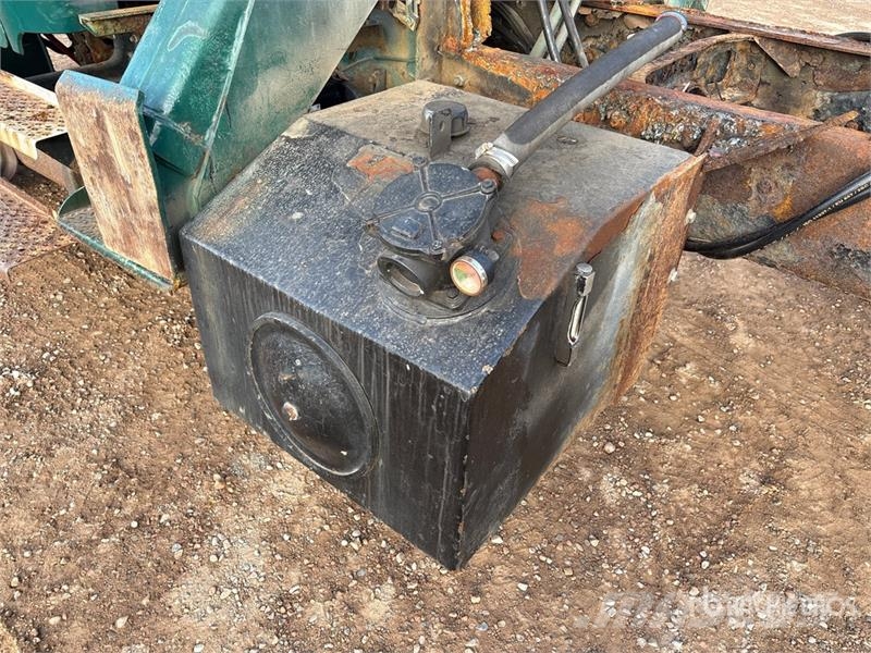 Freightliner lb Straight Boom on Freightliner M2 106 4x2 Boom Kamioni sa kranom