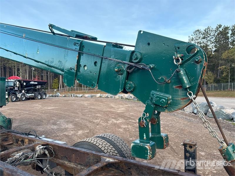 Freightliner lb Straight Boom on Freightliner M2 106 4x2 Boom Kamioni sa kranom