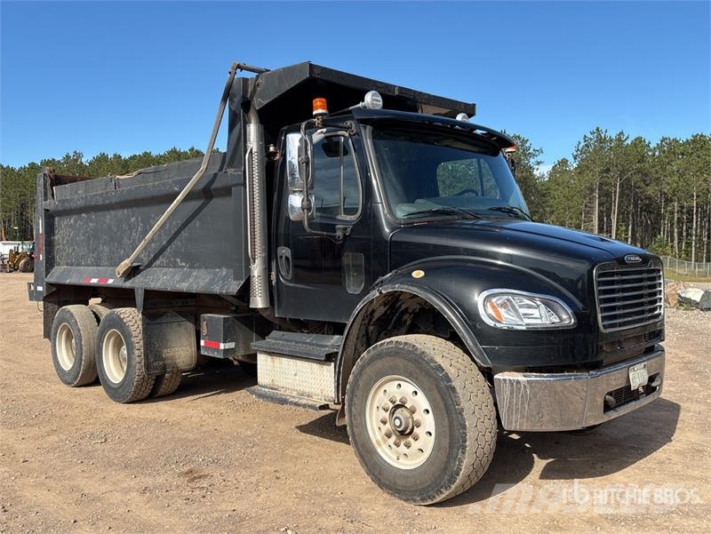 Freightliner M2 106 Bañeras basculantes usadas