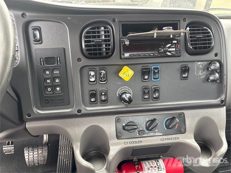 Freightliner M2 106 Kabíny a interiér