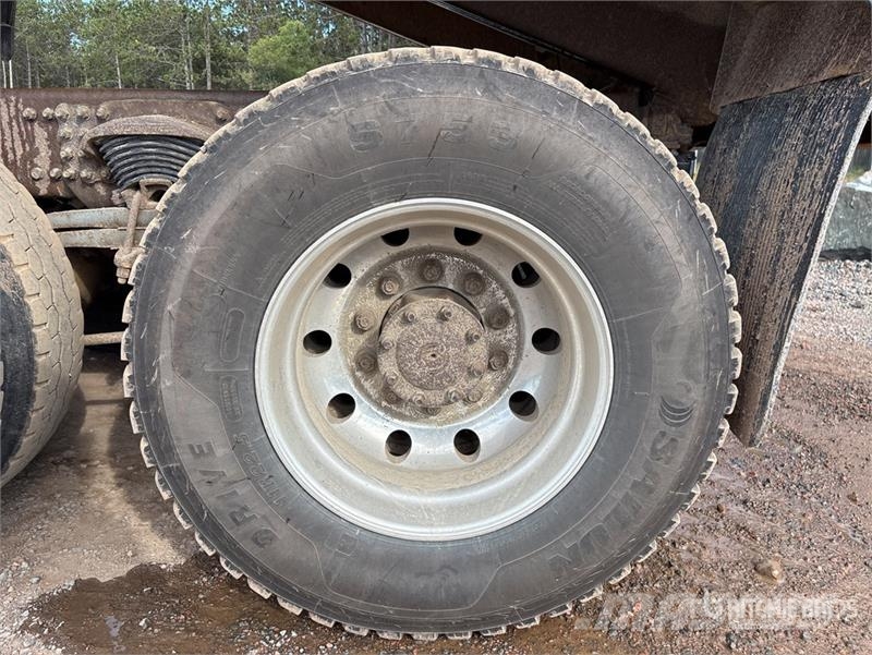 Freightliner M2 106 Bañeras basculantes usadas