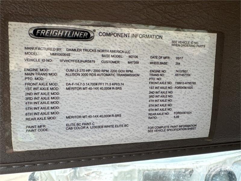 Freightliner M2 106 Kabíny a interiér