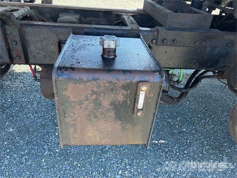 Freightliner M2 106 自卸式货车