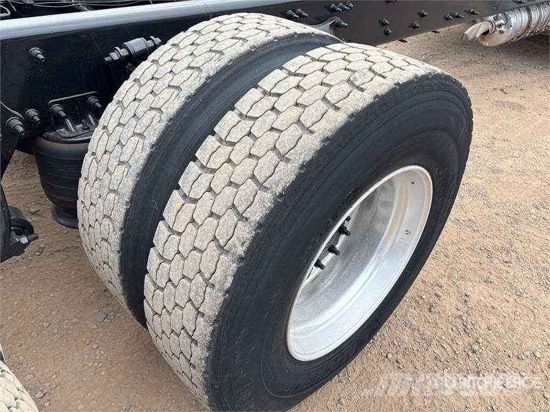 Freightliner M2 106 Kabíny a interiér