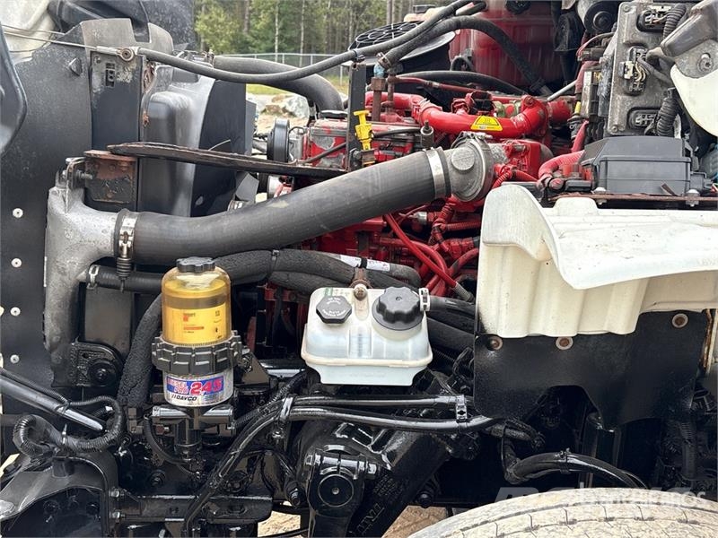 Freightliner M2 106 Kabíny a interiér
