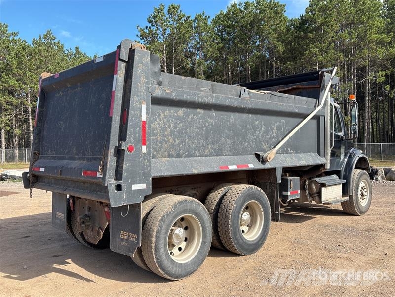 Freightliner M2 106 Bañeras basculantes usadas