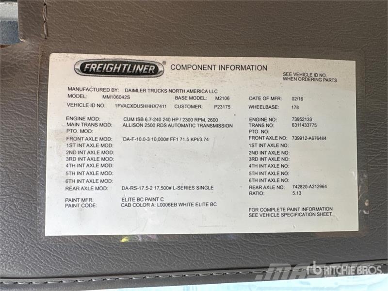Freightliner M2 106 Camiones polibrazo