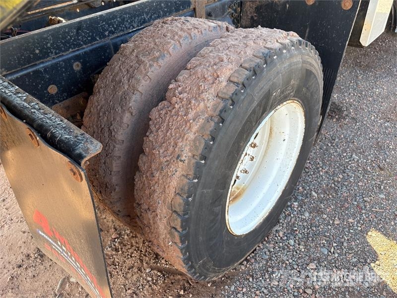 Freightliner M2 106 4x2 S/A Dump Truck (Inoperable) Bañeras basculantes usadas