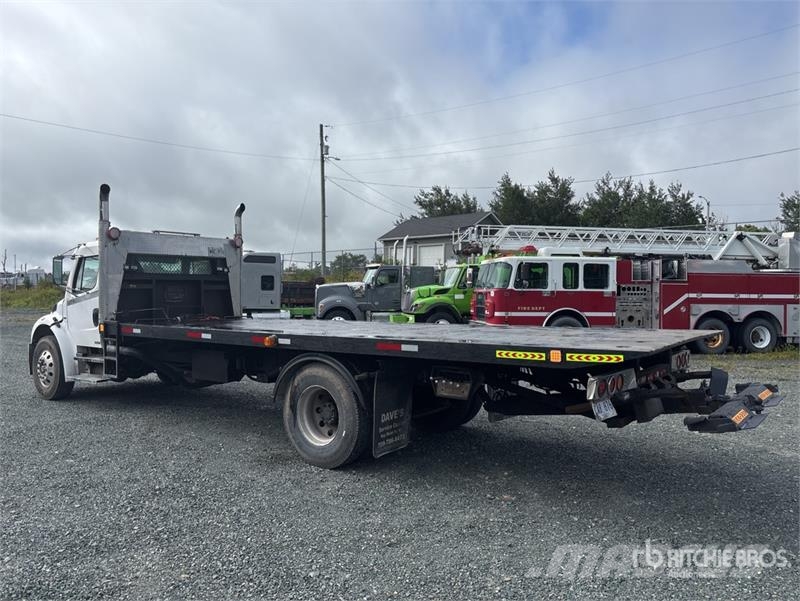 Freightliner M2 106 4x2 Rollback Truck Hinausautot