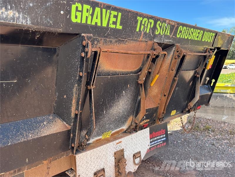 Freightliner M2 106 4x2 S/A Dump Truck (Inoperable) Bañeras basculantes usadas