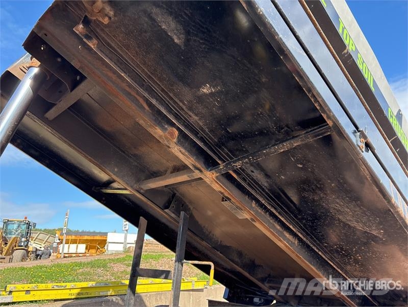 Freightliner M2 106 4x2 S/A Dump Truck (Inoperable) Bañeras basculantes usadas