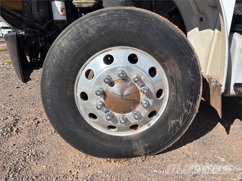 Freightliner M2 106 4x2 S/A Dump Truck (Inoperable) Bañeras basculantes usadas