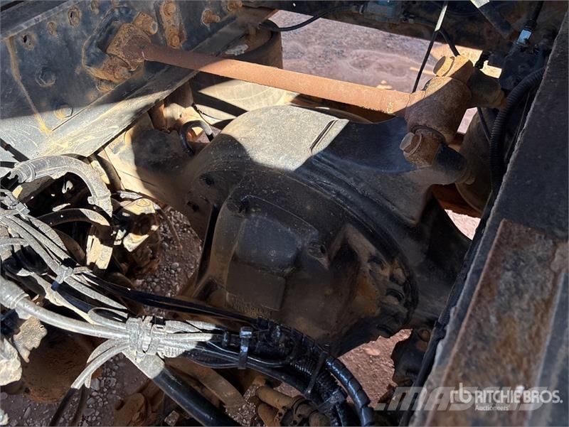 Freightliner M2 106 4x2 S/A Dump Truck (Inoperable) Bañeras basculantes usadas