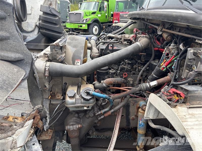 Freightliner M2 106 4x2 Rollback Truck Hinausautot