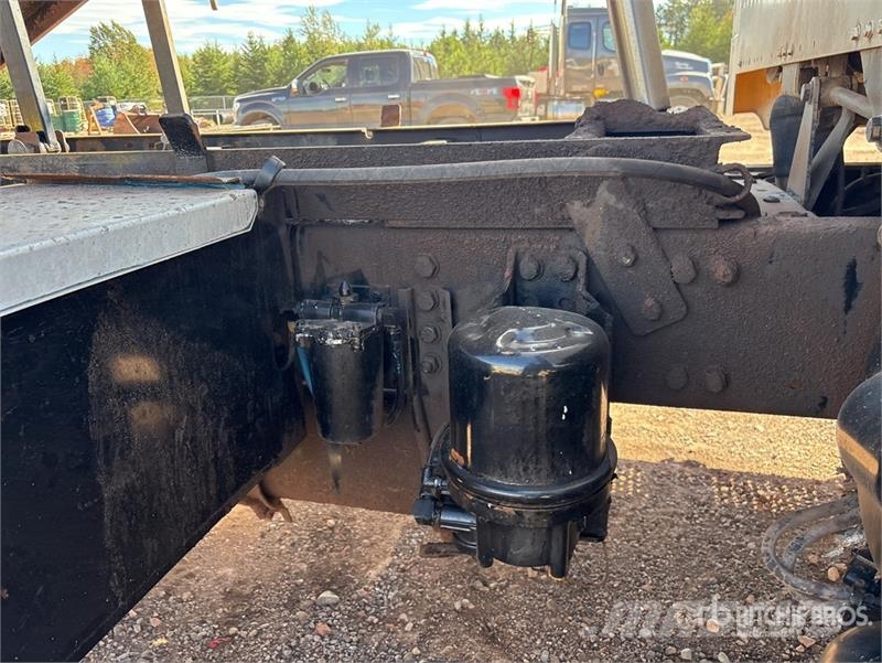 Freightliner M2 106 4x2 S/A Dump Truck (Inoperable) Bañeras basculantes usadas