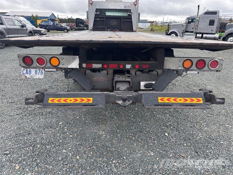 Freightliner M2 106 4x2 Rollback Truck Hinausautot